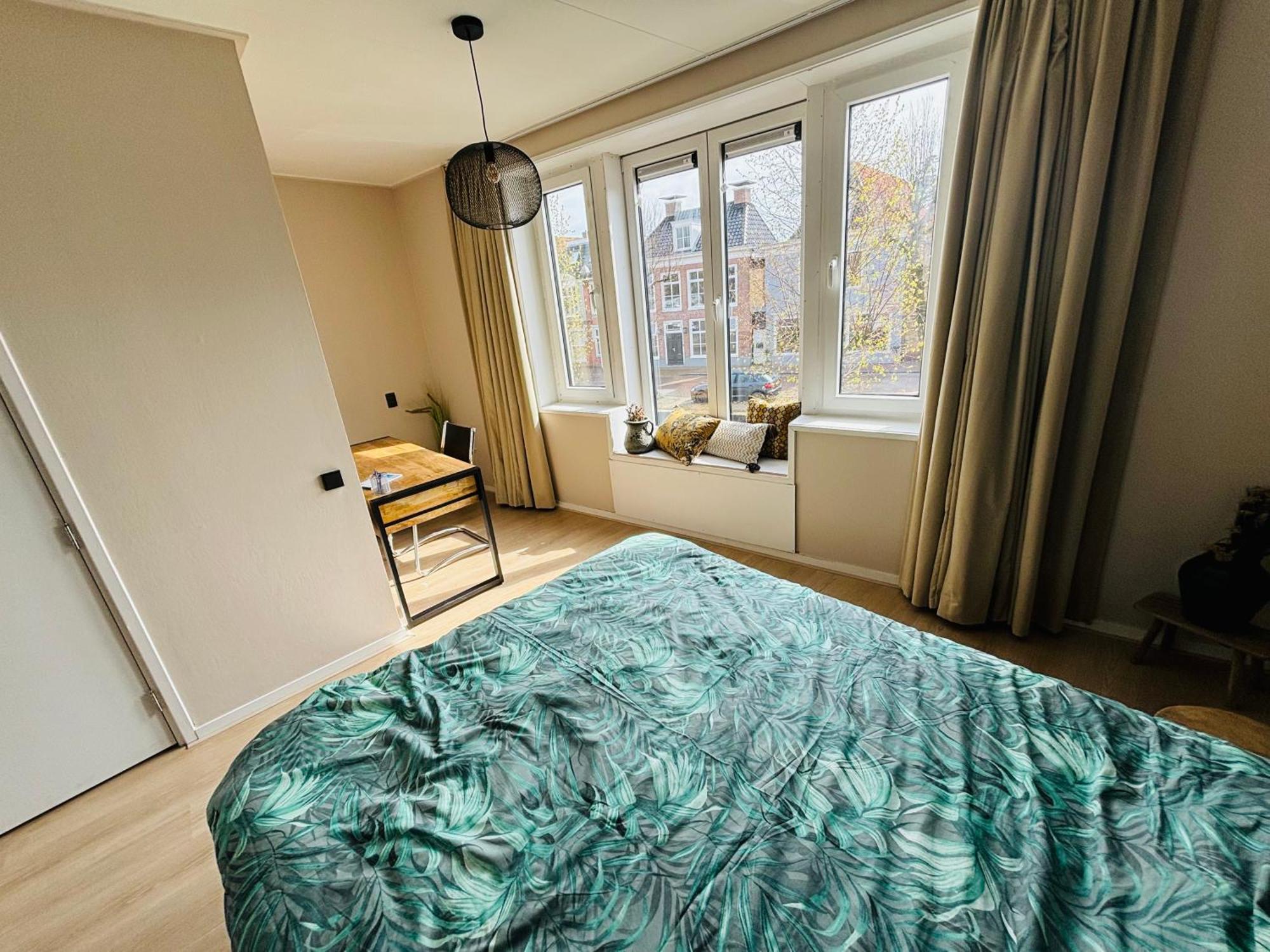 Stadshotel De Academie Франекер Екстериор снимка